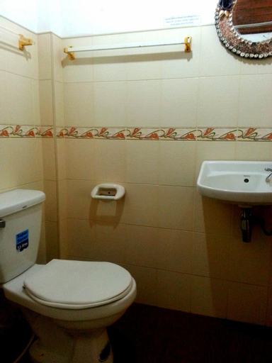 Bathroom 4