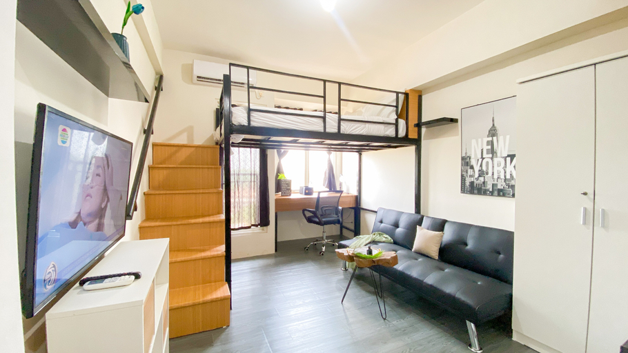 Bedroom 2, Tranquil and Homey Studio at Podomoro Golf View Apartment By Travelio, Bogor