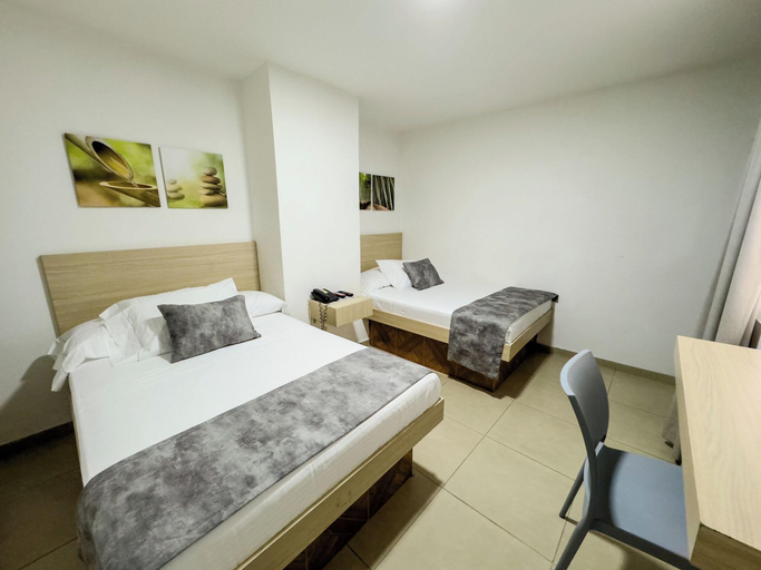 Bedroom 4, Alcaraván, Medellín