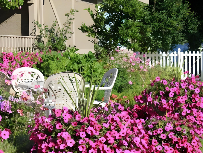 Others 5, Alpenrose Revelstoke Bed & Breakfast, Columbia-Shuswap