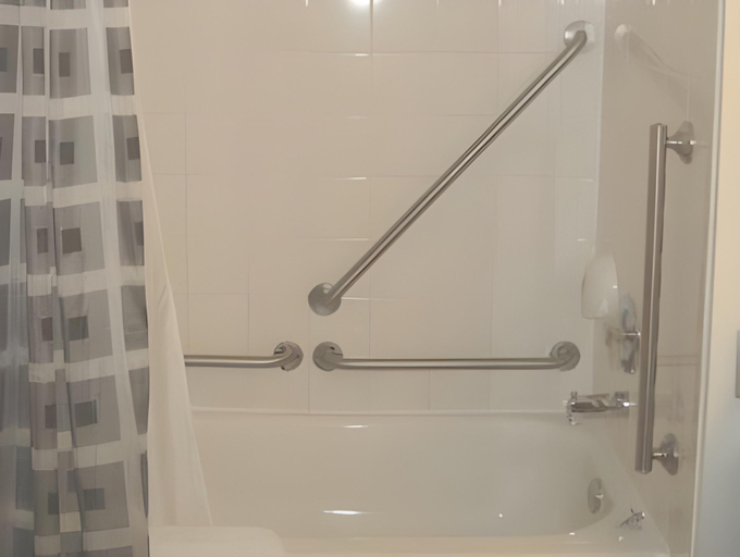 Bathroom 2, Harbour Light Motel, Nanaimo