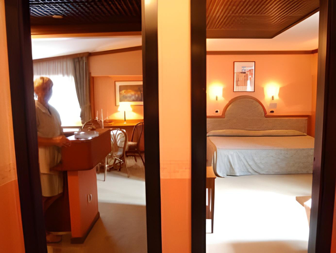 Bedroom 3, Grand Hotel Irpinia & Family Spa, Avellino
