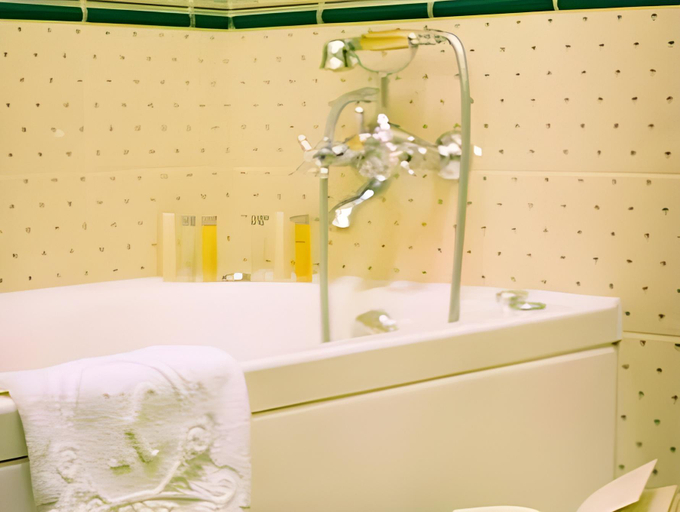 Bathroom 3, Frederic Koklen Boutique Hotel, Odes'ka