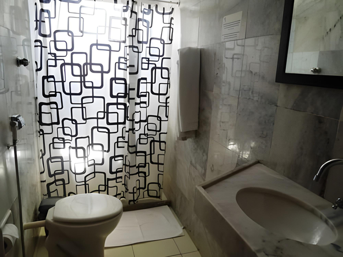 Bathroom 3, Hotel Veraneio, Recife