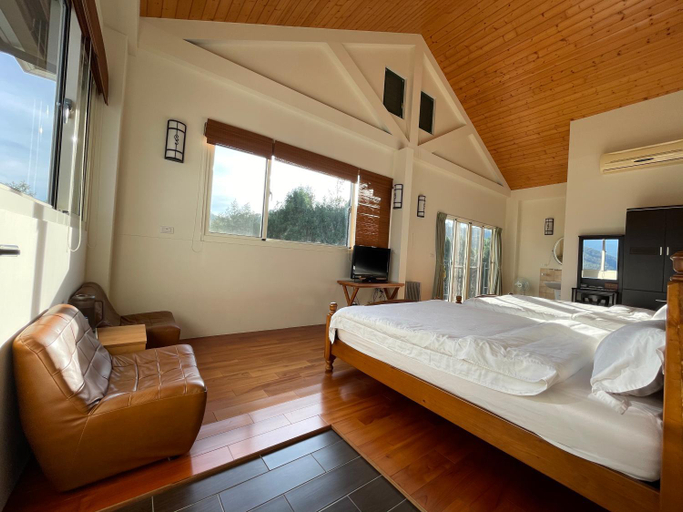 Bedroom 2, View on View B & B, Nantou