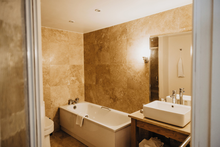Bathroom 4, The Mallyan Spout Hotel, North Yorkshire