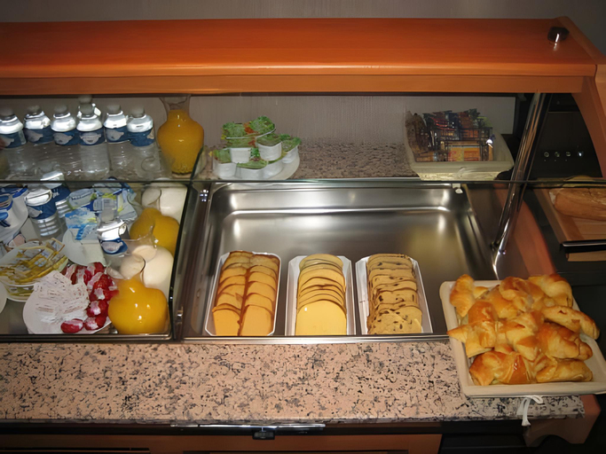 Food & Drinks 4, Residence Hoteliere des Ondes, Haute-Garonne