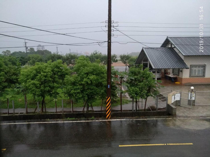 Others 5, Sunny House II, Yilan