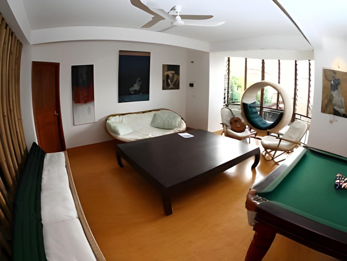 Public Area, You Khin House, Phnom Penh