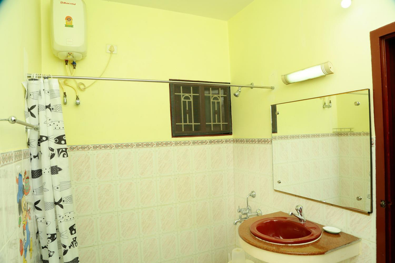 Bathroom 3, ZuriEL Suite GUEST HOUSE, Coimbatore
