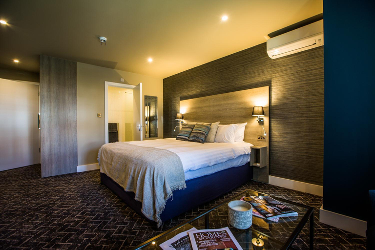 Bedroom 12