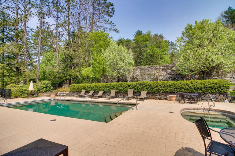Sport & Beauty, Castle Hill Resort Condo 5 Mi to Slopes at Okemo!, Windsor