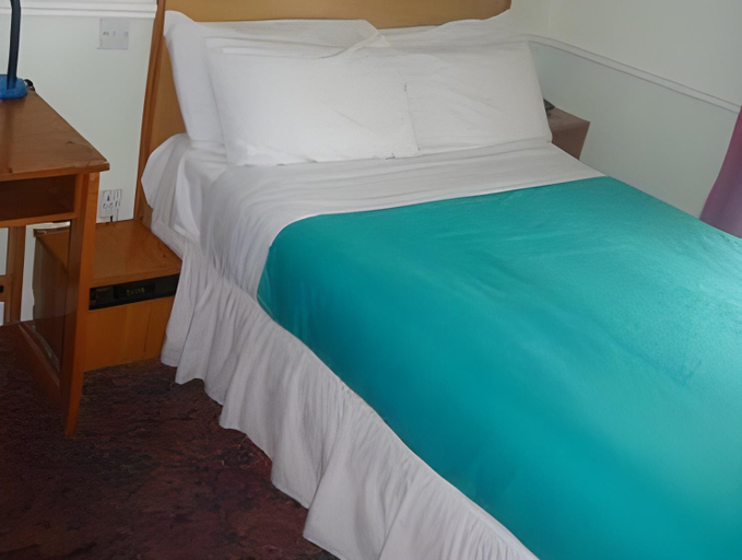 Bedroom 2, The Gate Hotel by thekeycollections, Dublin