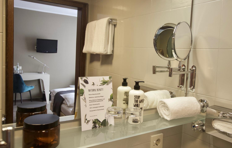 Bathroom, Hotel Tari, Würzburg