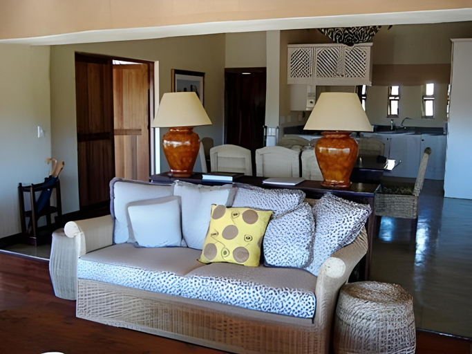Bedroom 3, Tuningi Safari Lodge, Ngaka Modiri Molema