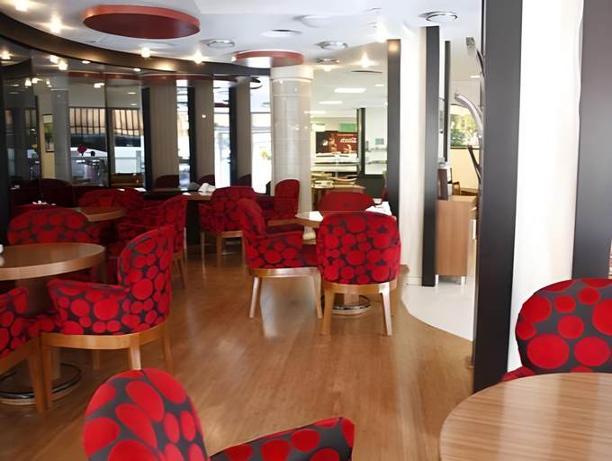 Food & Drinks 4, Nobel Hotel, Merkez