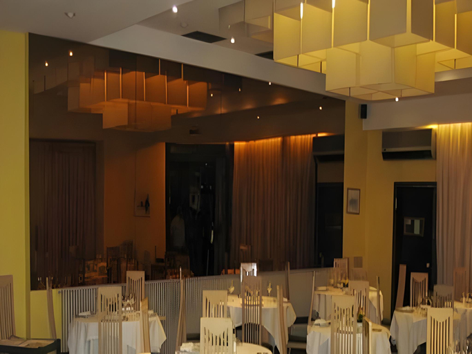Food & Drinks 4, Logis Hotel des Bourbons Montlucon Climatise, Allier