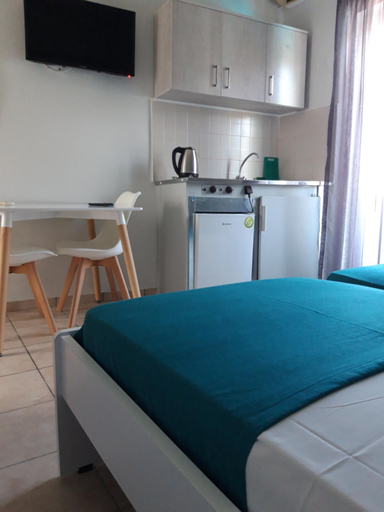 Bedroom 5, Sea Vessel, Crete