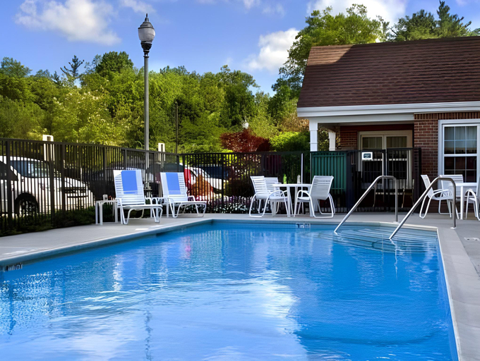 Sport & Beauty 5, Candlewood Suites BOSTON NORTH SHORE - DANVERS, Essex