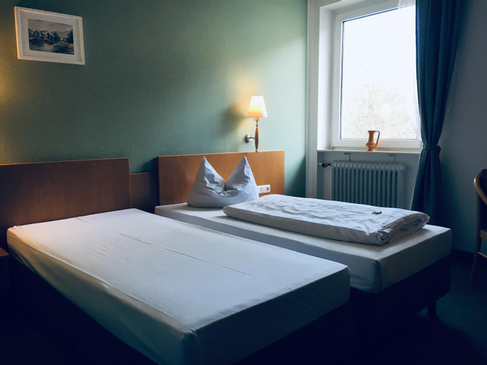 Bedroom 24