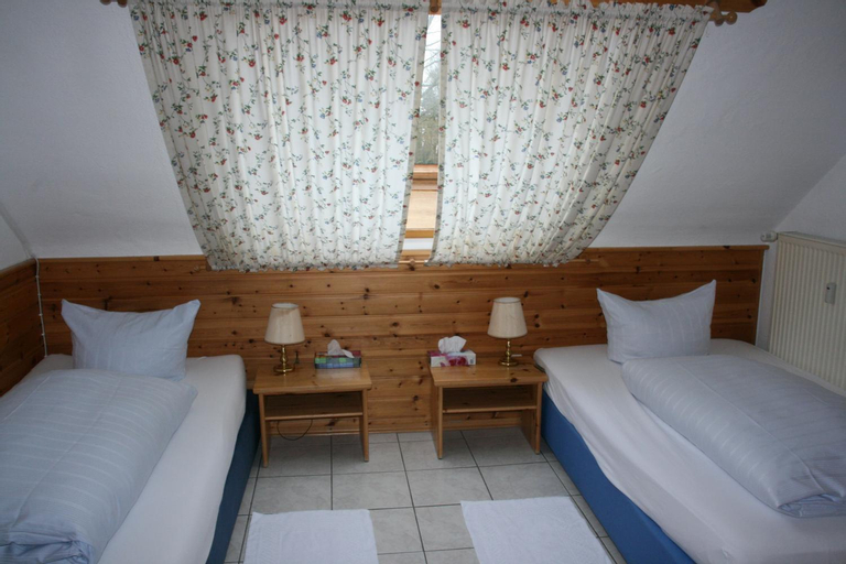 Bedroom 6