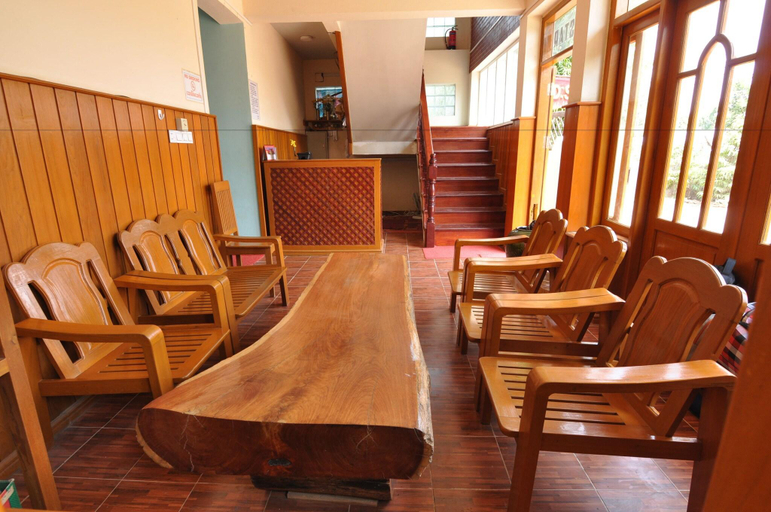 Public Area 2, Gold Star Guest House, Myingyan