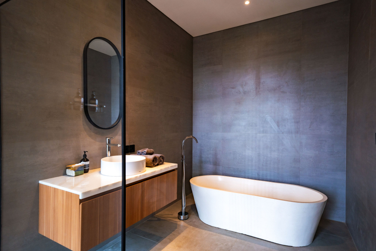 Bathroom 4, Vihanna Canggu, Badung