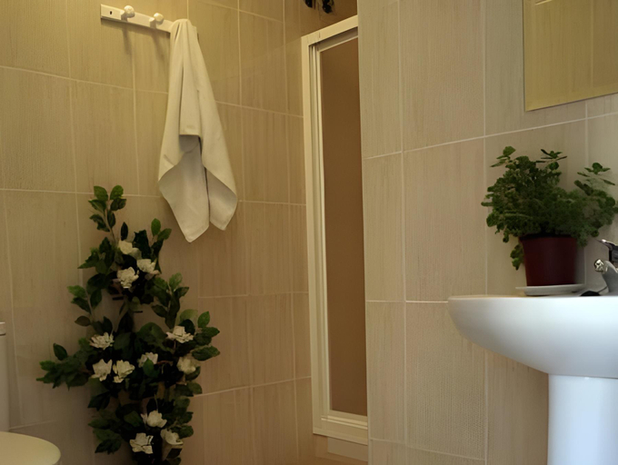 Bathroom, Hostal La Molina, Málaga