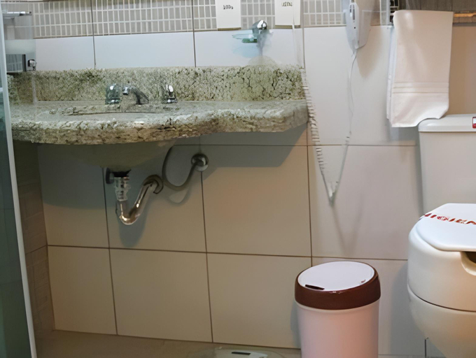 Bathroom 4, VOA Express Inn Hotel Orquídea, Várzea Paulista