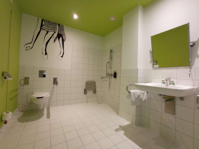 Bathroom 4, ibis Styles Wroclaw Centrum, Środa Śląska