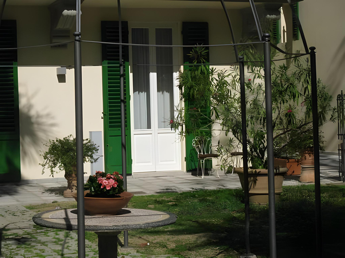 Exterior & Views 2, Gourmet B&B Villa Landucci, Florence