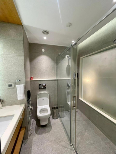 Bathroom 3, HOTEL TAMARIND, Sahibzada Ajit Singh Nagar