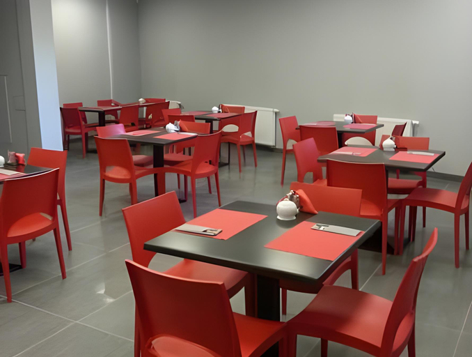 Food & Drinks 5, Hotel Sokolowska Airport Modlin, Nowy Dwór Mazowiecki