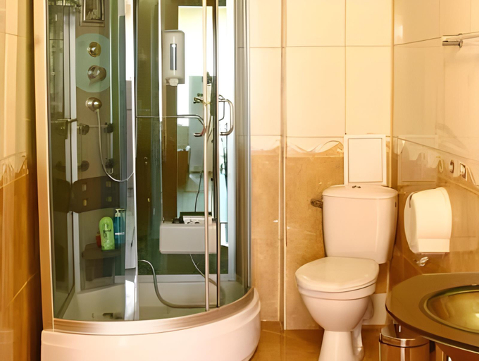 Bathroom 4, Avenue Hotel, Burgas