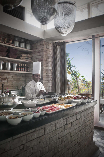 Food & Drinks 5, Pashan Garh A Taj Safari Panna National Park, Panna