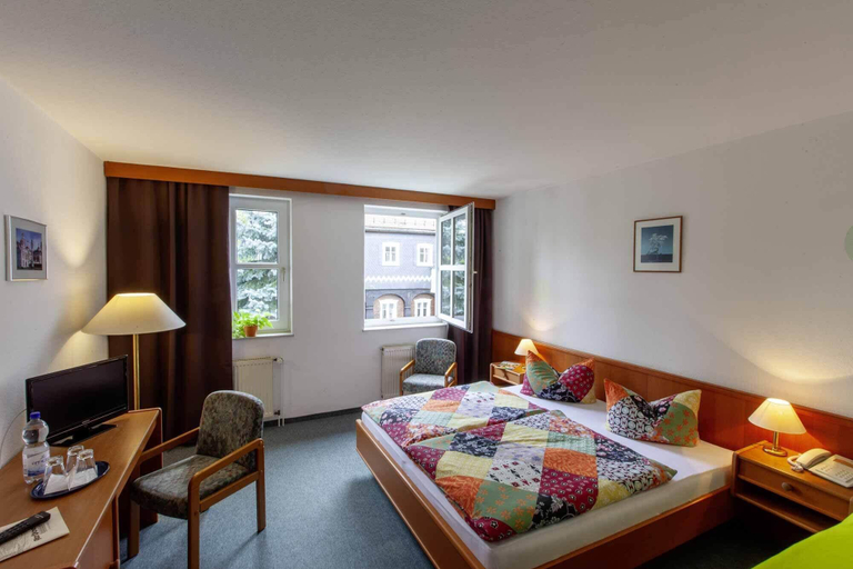 Bedroom 4, Landhotel Alter Weber, Bautzen