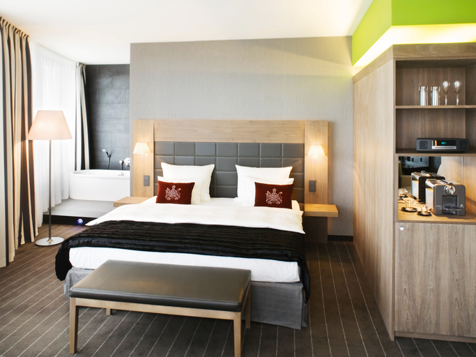 Bedroom 3, Mövenpick Hotel Stuttgart Airport, Esslingen