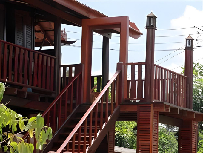 Exterior & Views 1, Phuengnang Homestay, Phra Pra Daeng