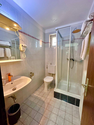 Bathroom, Hotel Austria, Wien Umgebung