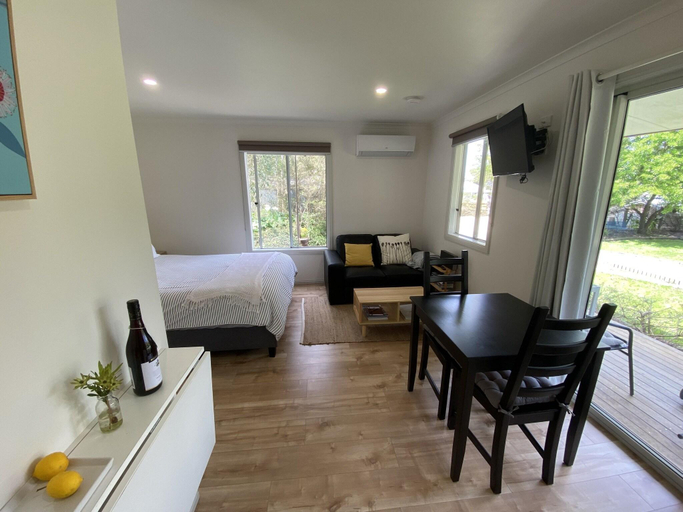 Others 5, Tindoona Cottages, South Gippsland - East
