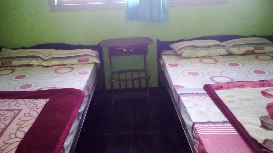 Bedroom 2, Sedulur Homestay, Probolinggo