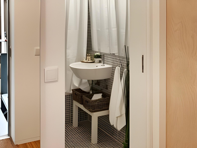 Bathroom 2, bnapartments Rio, Porto