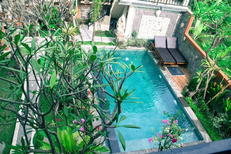 Swimming Pool 4