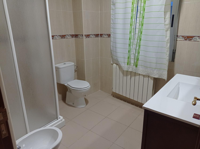 Bathroom, Hostal Canamares, Cuenca
