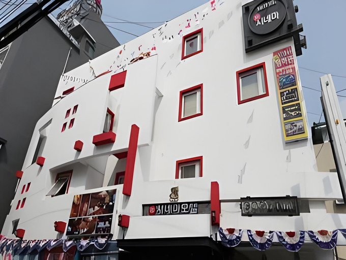 Others 5, Goodstay 3D Cinema Motel, Chuncheon