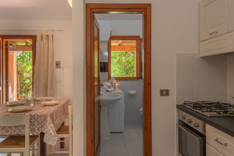 Others 4, San Teodoro Apartments, Nuoro