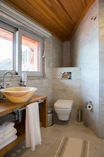 Bathroom 5, Gokturk Otel, Merkez