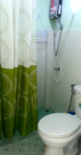 Bathroom 4