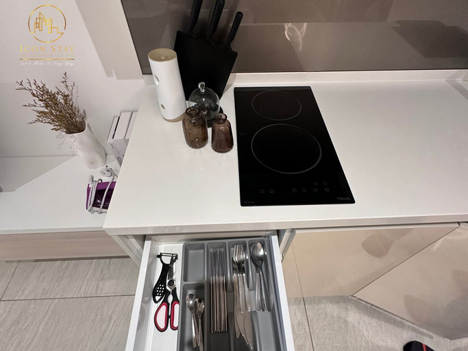 Dining Room 9