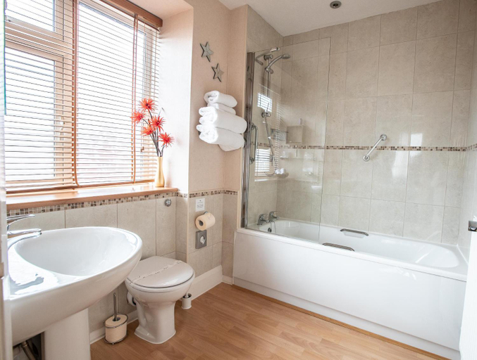 Bathroom 3, Seaside Hideaway, North Yorkshire